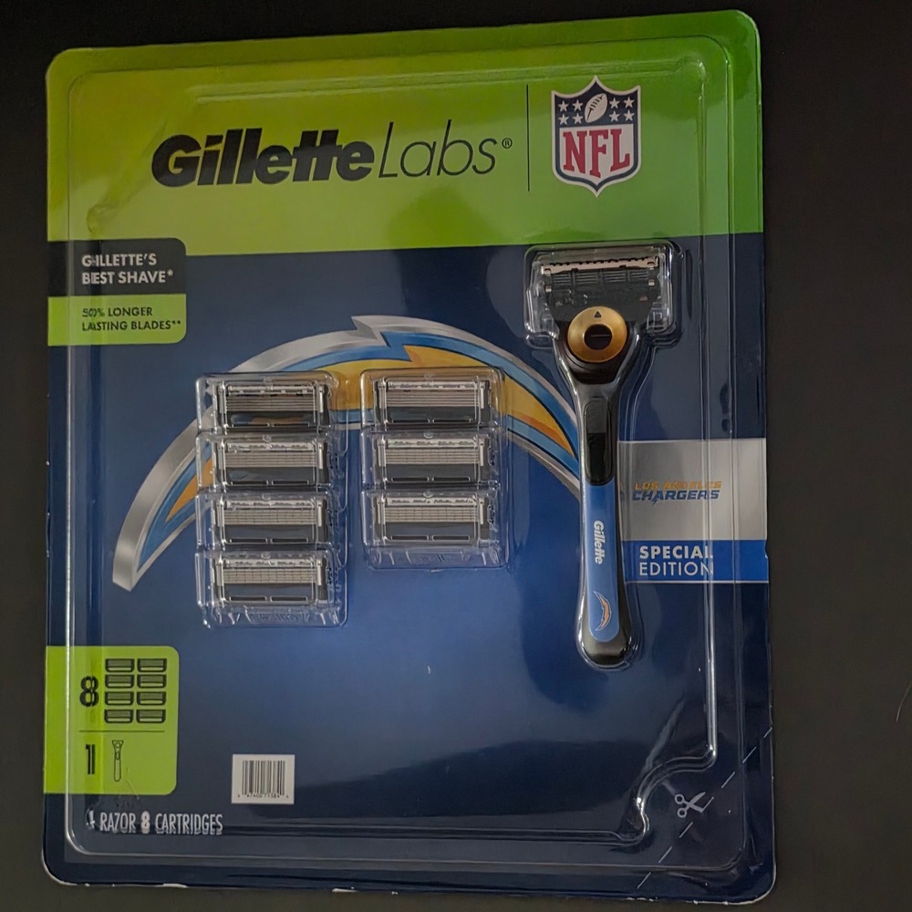 GilletteLabs NFL Special Edition Los Angeles Chargers Razor and 8 Cartridges